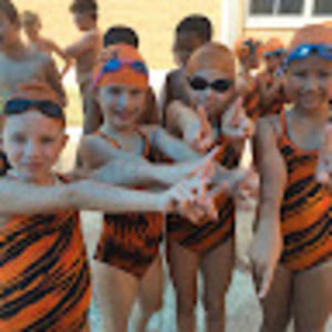 Meet your Posher, Myra